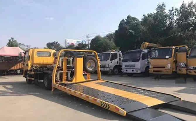 自贡汽车中途维修案例